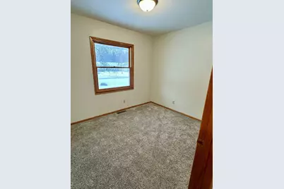 1562 Circle Lane, Burnsville, MN 55337 - Photo 11