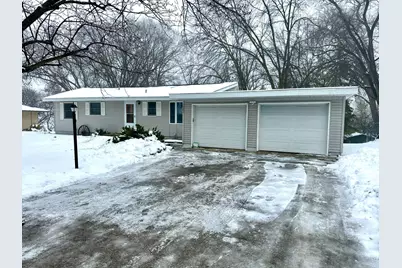 1562 Circle Lane, Burnsville, MN 55337 - Photo 1