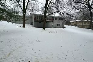 1562 Circle Ln, Burnsville, MN 55337 - Photo 21