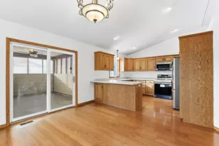 2918 Crescent Ridge Trail, Saint Cloud, MN 56301 - Photo 9