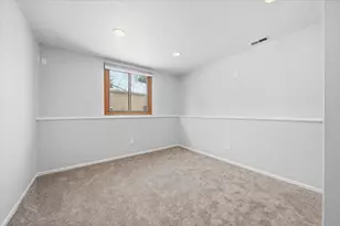 298 70th St N, Mahtomedi, MN 55115 - Photo 31