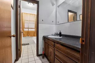 585 Cottage Ave W, Saint Paul, MN 55117 - Photo 17