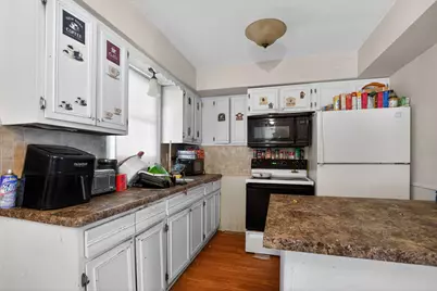 585 Cottage Avenue W, Saint Paul, MN 55117 - Photo 9