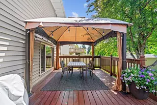 5695 Yucca Ln N, Plymouth, MN 55446 - Photo 21