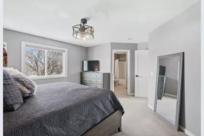 5695 Yucca Lane N, Plymouth, MN 55446 - Photo 11