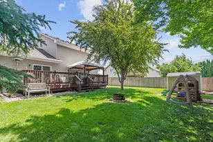 5695 Yucca Ln N, Plymouth, MN 55446 - Photo 25
