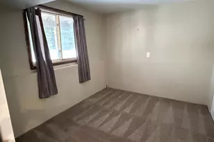 565 Skillman Ave E, Maplewood, MN 55117 - Photo 17