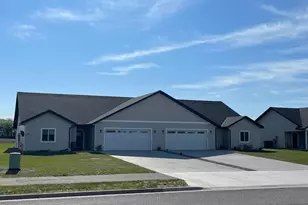 404 11th Street SE, Freeport, MN 56331 - Photo 3