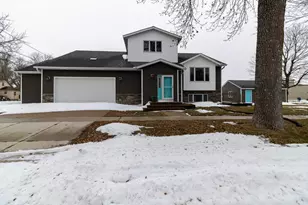 402 Cedar St, Nicollet, MN 56074 - Photo 1