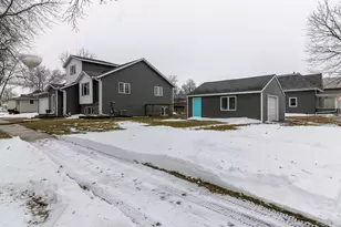 402 Cedar St, Nicollet, MN 56074 - Photo 47