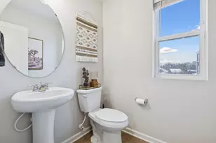 657 Village Dr, New Brighton, MN 55112 - Photo 15