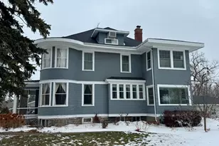 311 9th St S, Olivia, MN 56277 - Photo 3