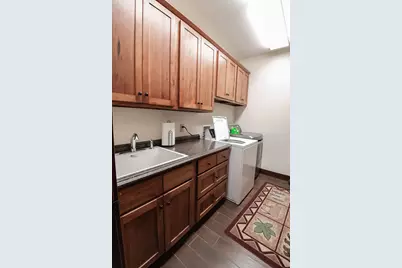 650 33rd Street NW, Austin, MN 55912 - Photo 35