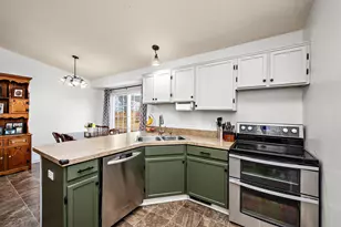 509 Lindsey Ln, Belle Plaine, MN 56011 - Photo 7