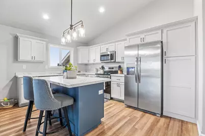 2992 74th Avenue S, Fargo, ND 58104 - Photo 5