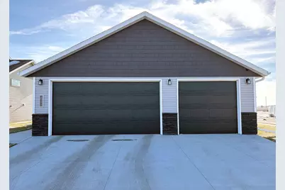 2992 74th Avenue S, Fargo, ND 58104 - Photo 3