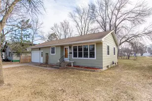 1218 7th Ave NE, Brainerd, MN 56401 - Photo 1