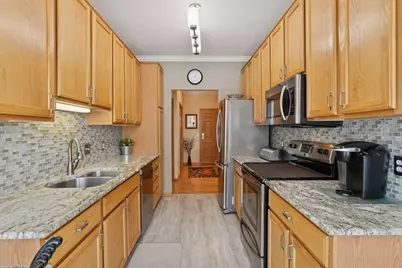 600 Greenhaven Drive #110, Burnsville, MN 55306 - Photo 5