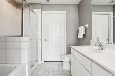 500 E Grant Street #1102, Minneapolis, MN 55404 - Photo 25