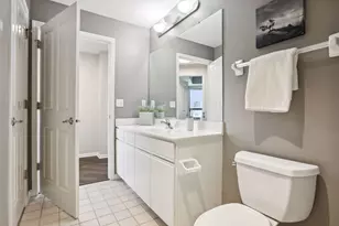 500 E Grant St, Minneapolis, MN 55404 - Photo 41