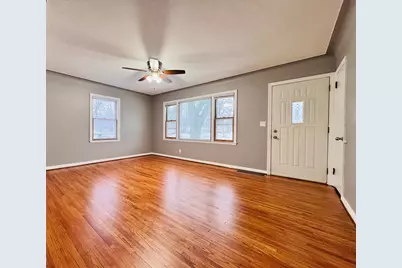 6100 Dupont Avenue N, Brooklyn Center, MN 55430 - Photo 3
