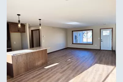 141 Washington Street, Walnut Grove, MN 56180 - Photo 3