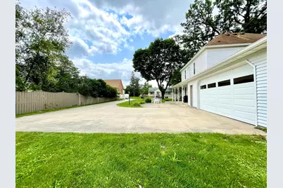 303 2nd Street NW, Stewartville, MN 55976 - Photo 3