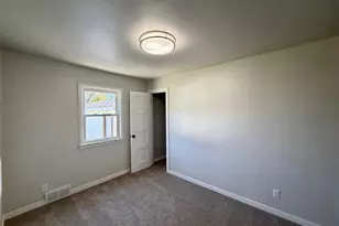 612 16th St N, Moorhead, MN 56560 - Photo 11