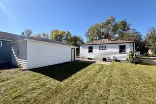 612 16th St N, Moorhead, MN 56560 - Photo 7