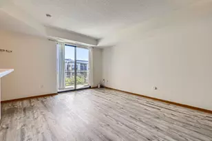 820 Emerald St, Saint Paul, MN 55114 - Photo 5