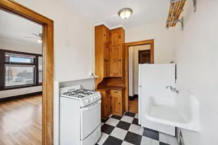 1910 1st Ave S, Minneapolis, MN 55403 - Photo 9