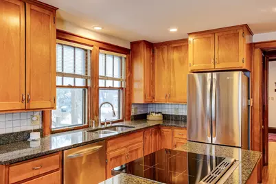 2025 Franklin Avenue SE, Minneapolis, MN 55414 - Photo 15