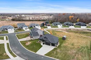 603 Eastland Ave SE, New Prague, MN 56071 - Photo 3