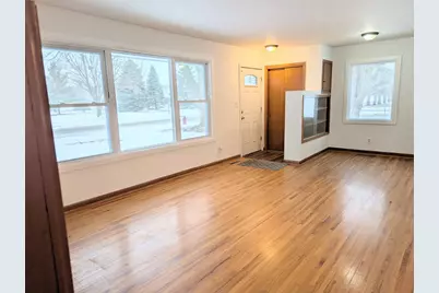 1306 12th Street NW, Austin, MN 55912 - Photo 3