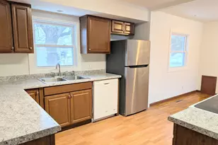 1306 12th St NW, Austin, MN 55912 - Photo 17