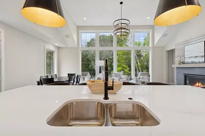 2706 Lakeview Court, Little Canada, MN 55117 - Photo 21