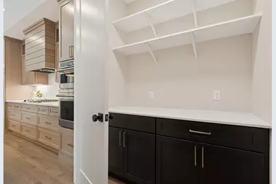 2706 Lakeview Court, Little Canada, MN 55117 - Photo 29