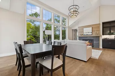 2706 Lakeview Court, Little Canada, MN 55117 - Photo 15