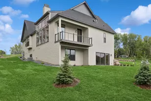 2706 Lakeview Ct, Little Canada, MN 55117 - Photo 69