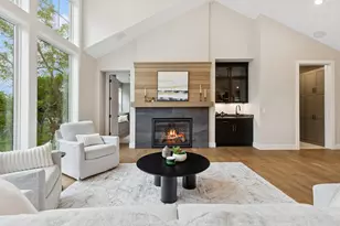 2706 Lakeview Ct, Little Canada, MN 55117 - Photo 17