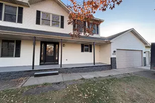 2424 Briar Oakes Blvd, Monticello, MN 55362 - Photo 3