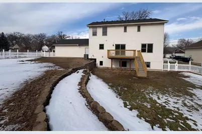 2424 Briar Oakes Boulevard, Monticello, MN 55362 - Photo 45