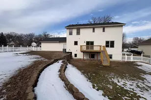 2424 Briar Oakes Blvd, Monticello, MN 55362 - Photo 45