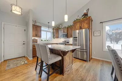 300 Pine Street, Cannon Falls, MN 55009 - Photo 9