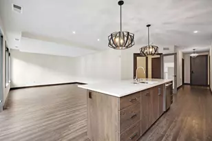 253 Lake Street E, Wayzata, MN 55391 - Photo 19