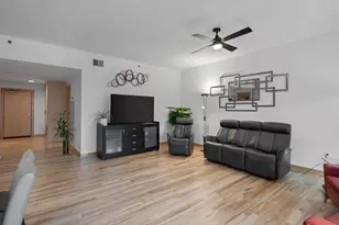 1240 S 2nd St, Minneapolis, MN 55415 - Photo 5