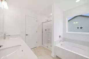 18211 Huntley Trl, Lakeville, MN 55044 - Photo 11