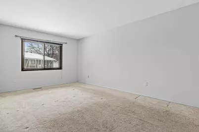 7844 Yucca Lane N, Maple Grove, MN 55311 - Photo 9