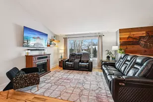 11576 Bristol Rd, Chisago City, MN 55013 - Photo 7