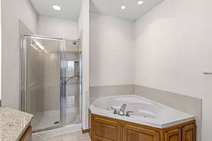 630 Aqua Cir, Circle Pines, MN 55014 - Photo 21